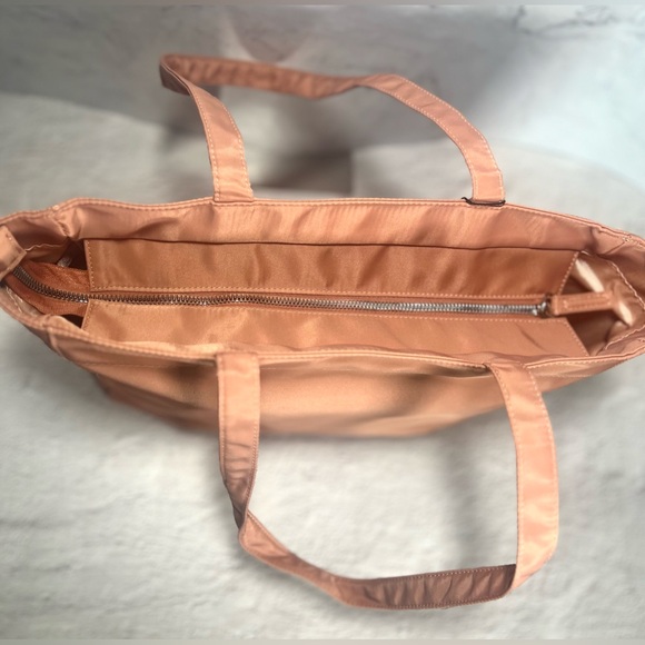 Marhen j Bono Tote Bag - Picture 6 of 11